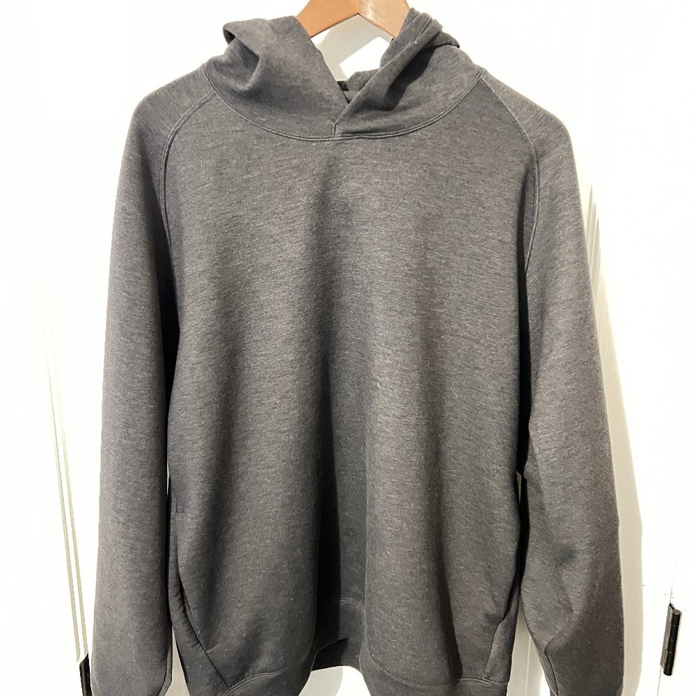 Authentic UNIQLO Men's Activewear Dark Gray Hoodie Sweatshirt W/ 2 Pockets Sz.XL